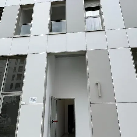 Apartment Moreas Tirana